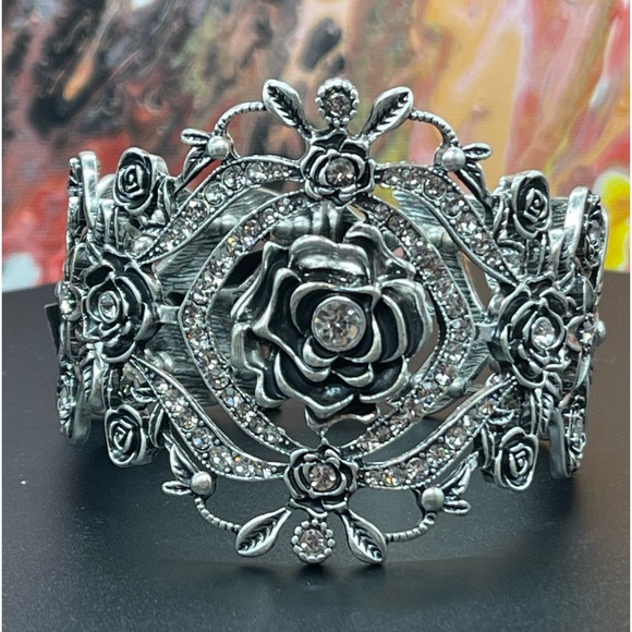 Thalia Sodi Vintage Silver Stretch Bangle - Picture 5 of 6